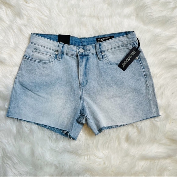 NEW Blank NYC The Felton Denim Short - Picture 2 of 8